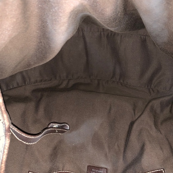 GUCCI Monogram Medium Pelham Shoulder Bag - Picture 5 of 6